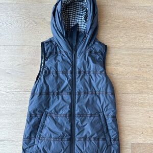 Lululemon Athletica What The Fluff Black and White Reversible Vest